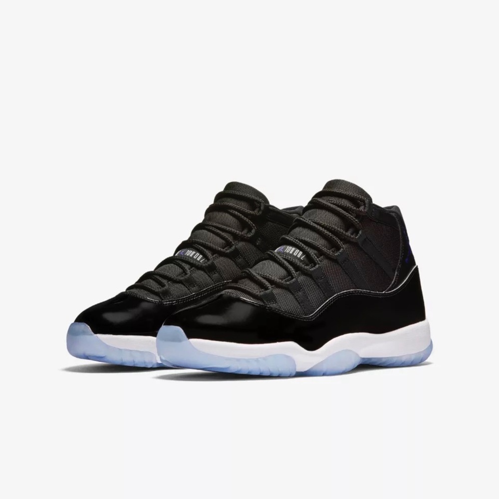 Jordan 11 Retro Space Jam
2016 (GS)